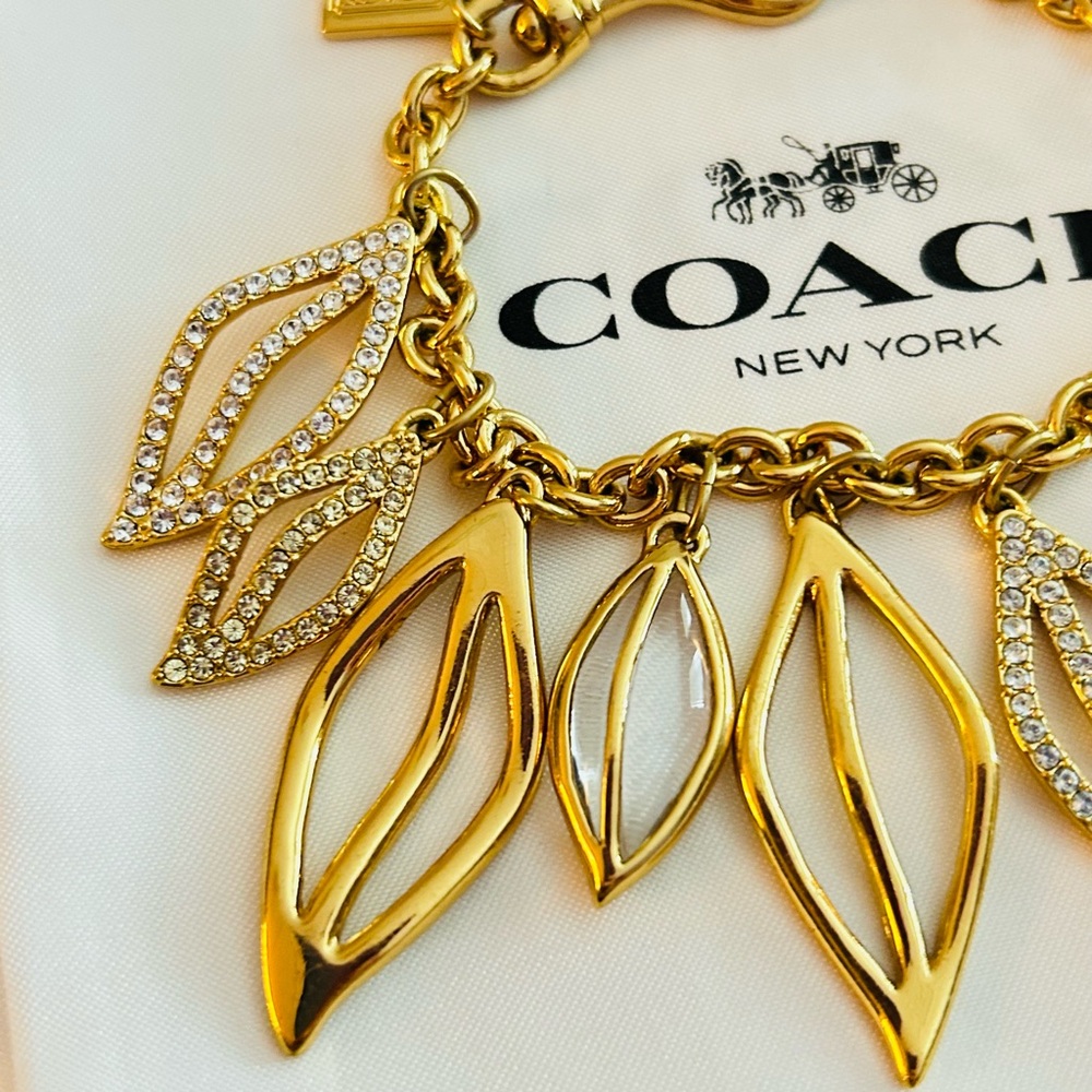 💰SOLD💰RARE VINTAGE Coach charm Bracelet - Picture 2 of 10
